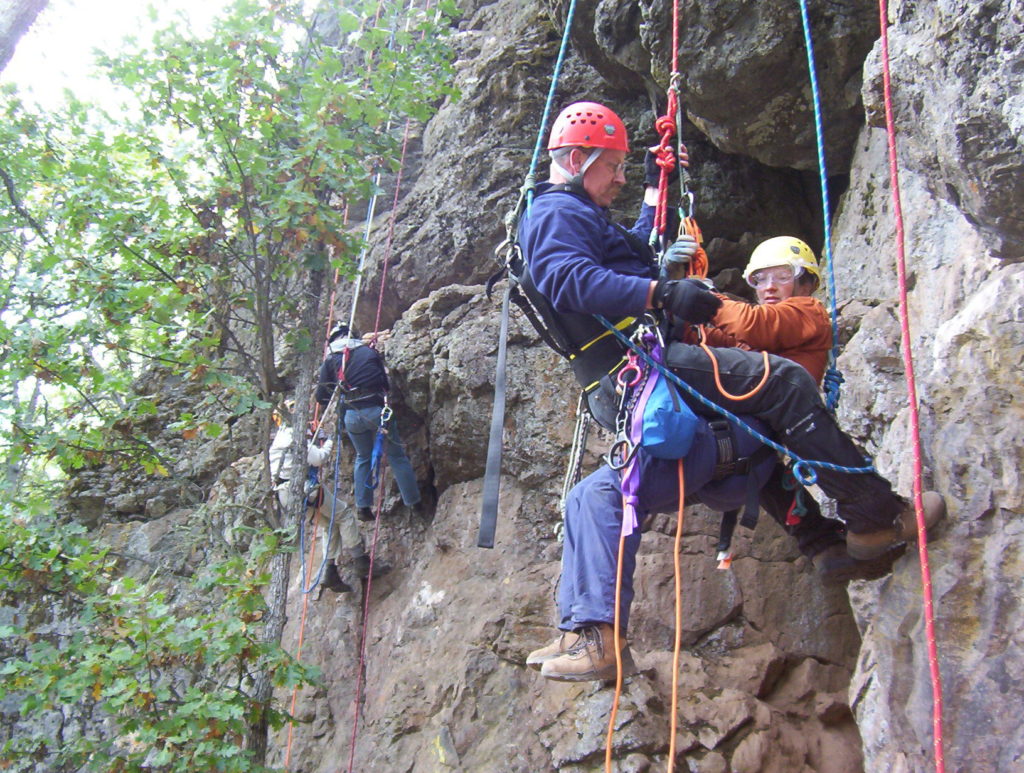 Rope Rescue Ops RRO  Oregon WA Certified Rescue Training Courses